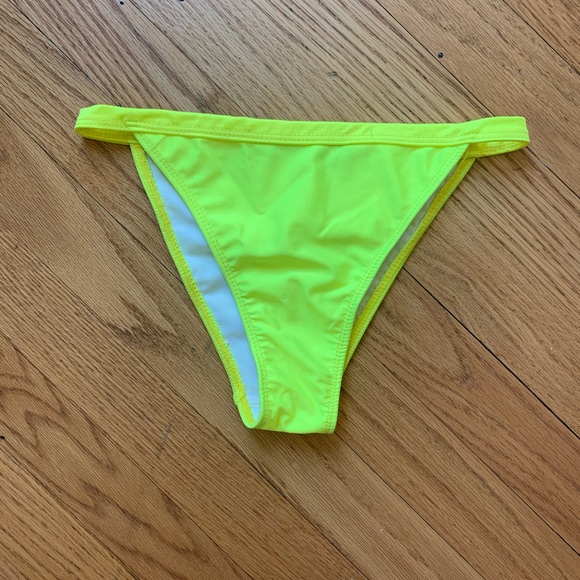neon yellow boohoo swim bottoms - Picture 1 of 1
